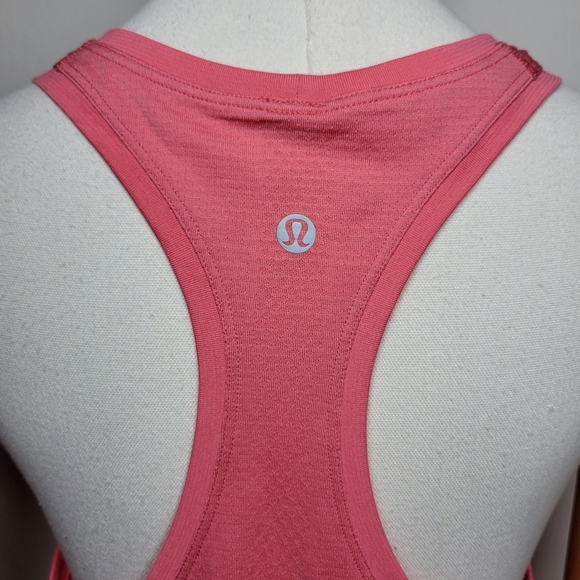 Lululemon Swiftly Tech Racerback Tank Pink Size 8 - Picture 9 of 10